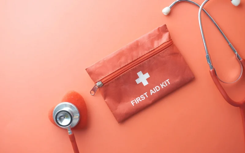 First aid basics - First aid kit